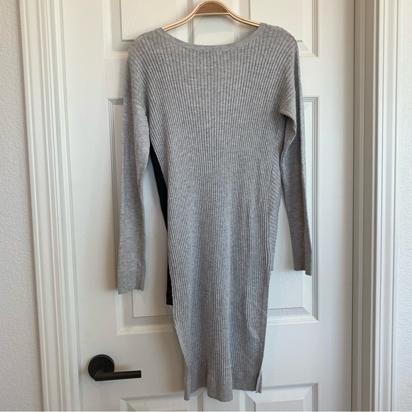 EXPRESS Grey Colorblock Ribbed Long Hi-Low Tunic Sweater - Picture 4 of 5